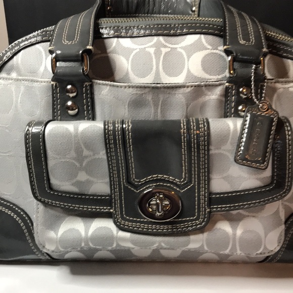 (SOLD) COACH Hampton signature satchel D1093-f13977 Classic C Grey pu… - Picture 3 of 17